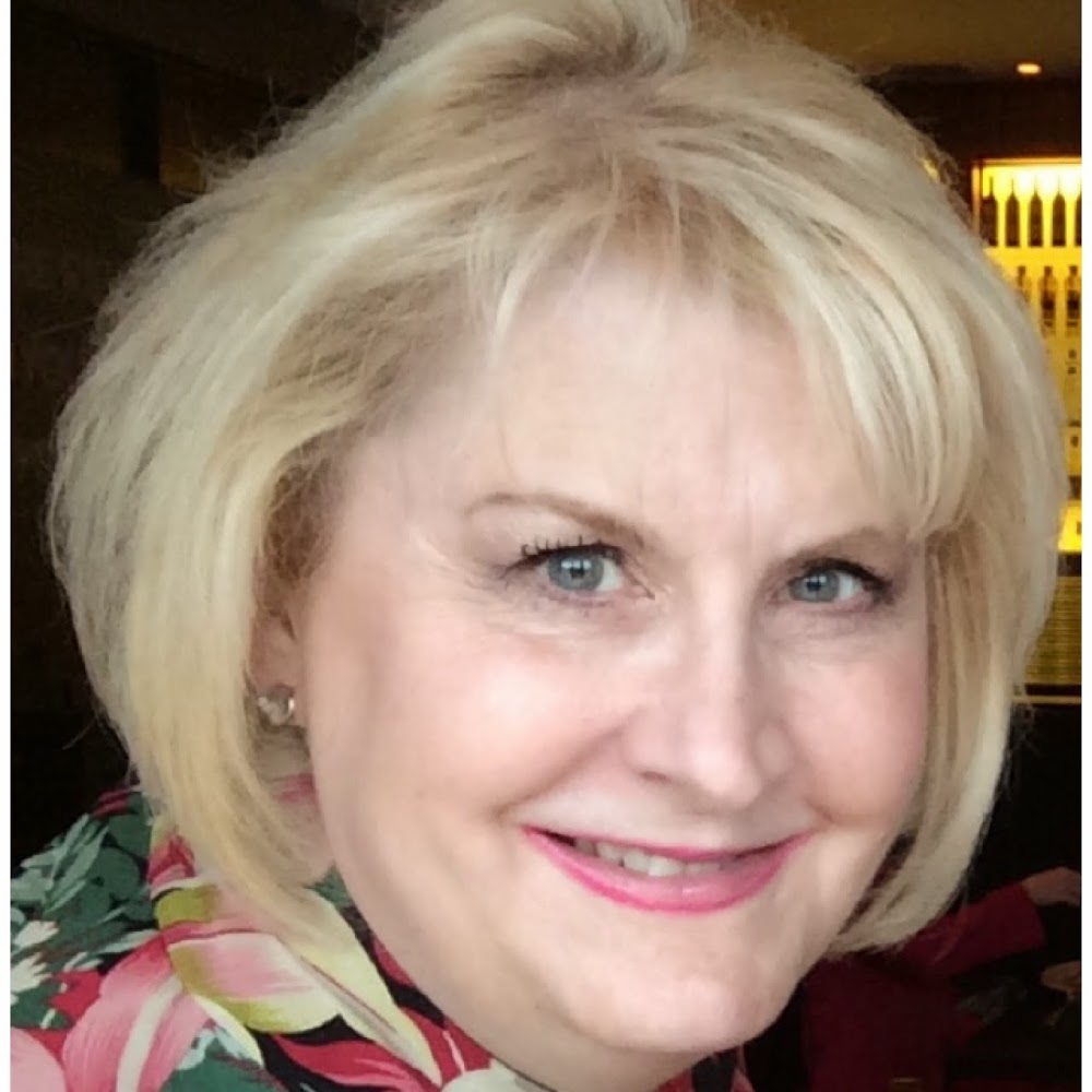 Meet your Posher, Lori